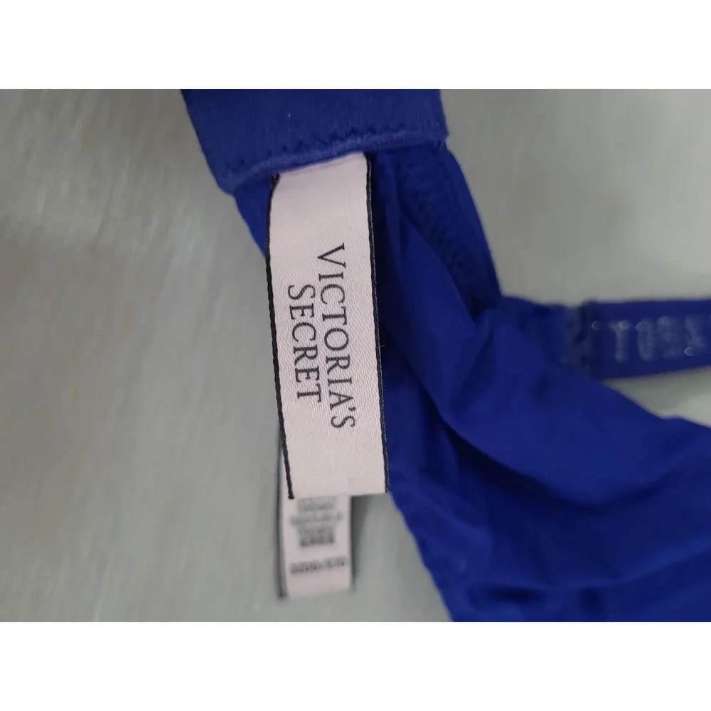 Victorias Secret T-Shirt push‎ up full coverage Bra 32DD blue